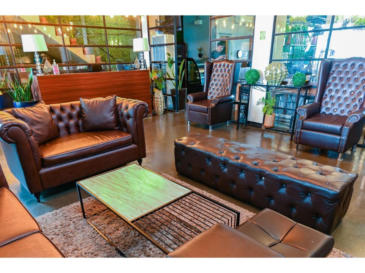 Capital O 890 Nami Hotel Tagaytay Tagaytay City Dış mekan fotoğraf