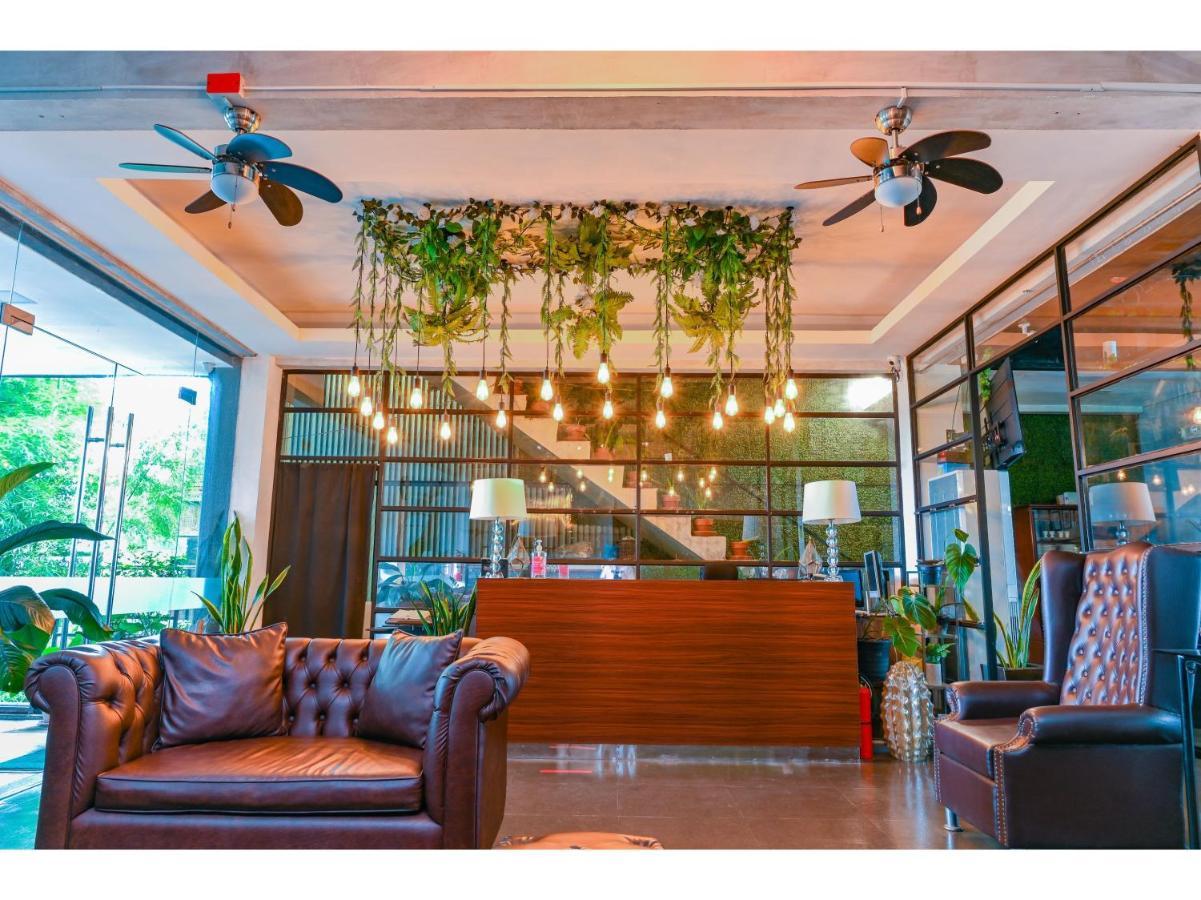 Capital O 890 Nami Hotel Tagaytay Tagaytay City Dış mekan fotoğraf